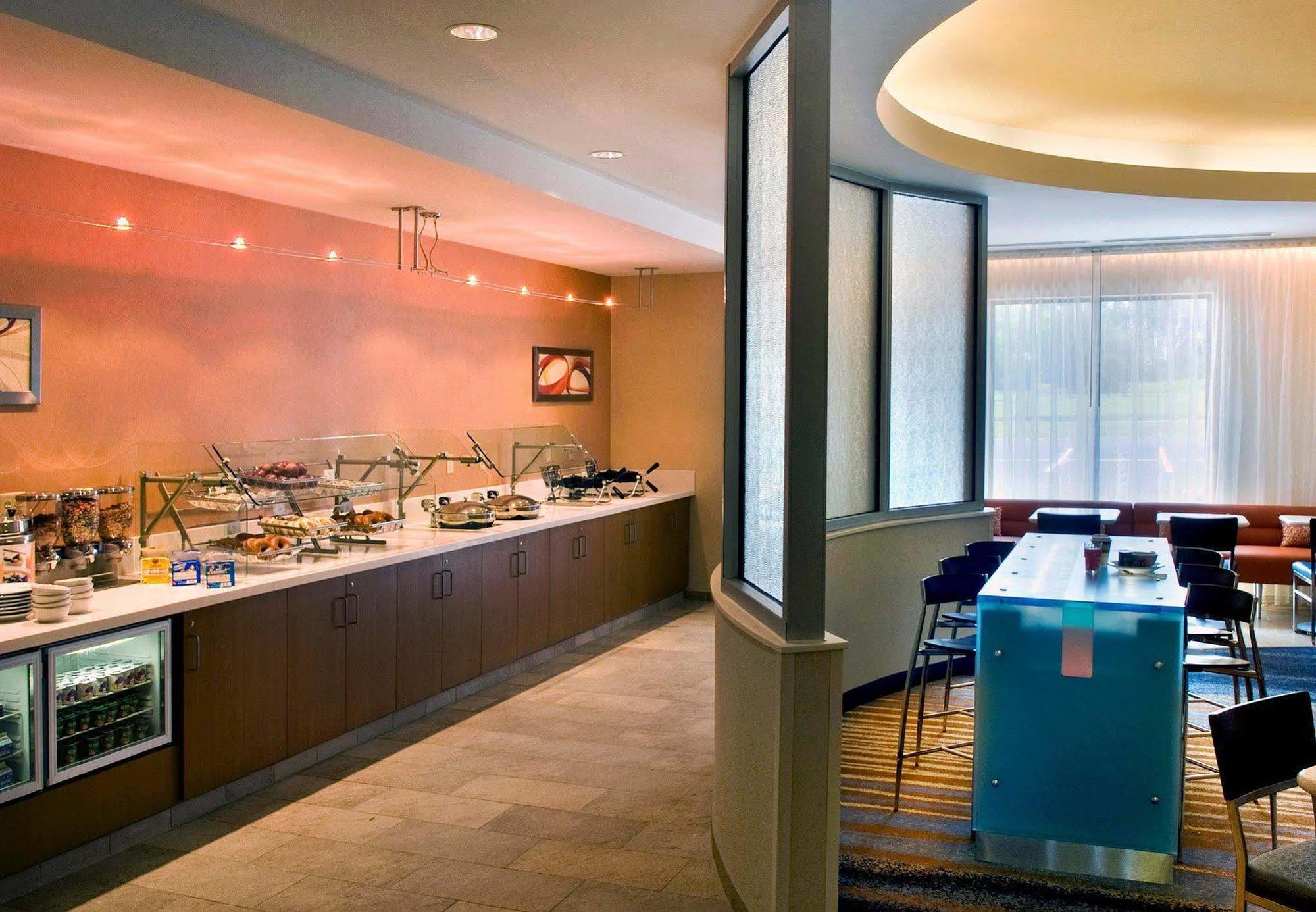 Hotel Springhill By Marriott Syracuse Carrier Circle 3*